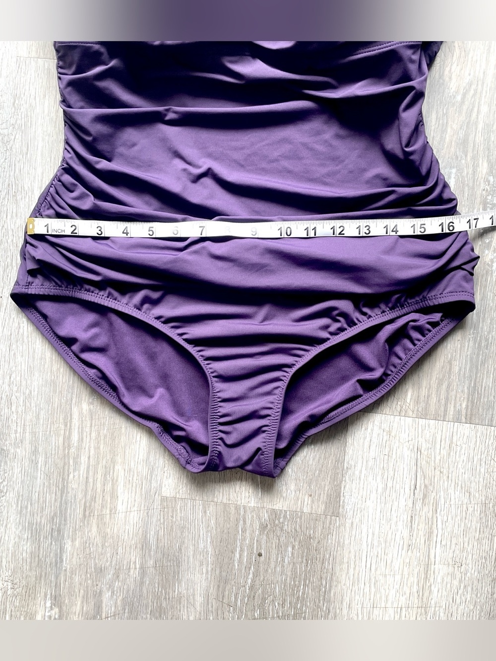 Lands’ End Purple Ruched One Piece Swimsuit XL Tummy Control Twist Front - Picture 9 of 9